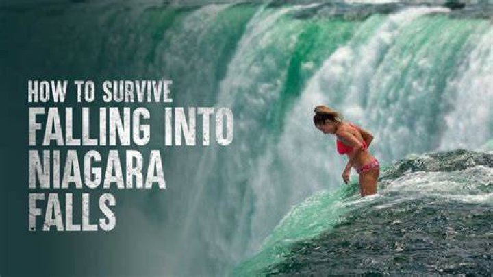 Has anyone fallen into niagara falls?
