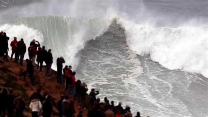 How many surfers have died at nazare?