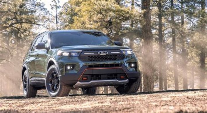 Should i buy an explorer or expedition?