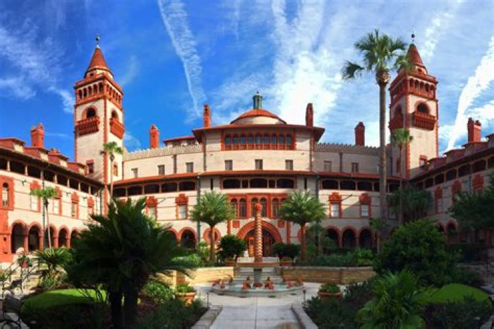 Was flagler college a hotel?